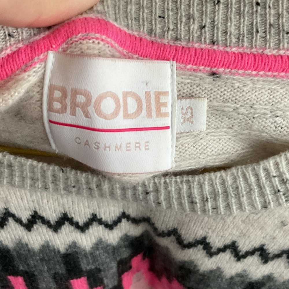 Brodie  Pink and Gray cashmere Sweater; size XS - Picture 4 of 5